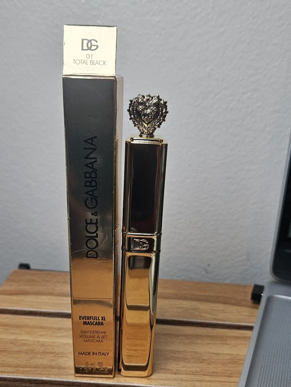 Dolce & Gabbana Everfull XL Mascara in Total Black 01 8ml